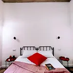 Donna Oliva Guest House